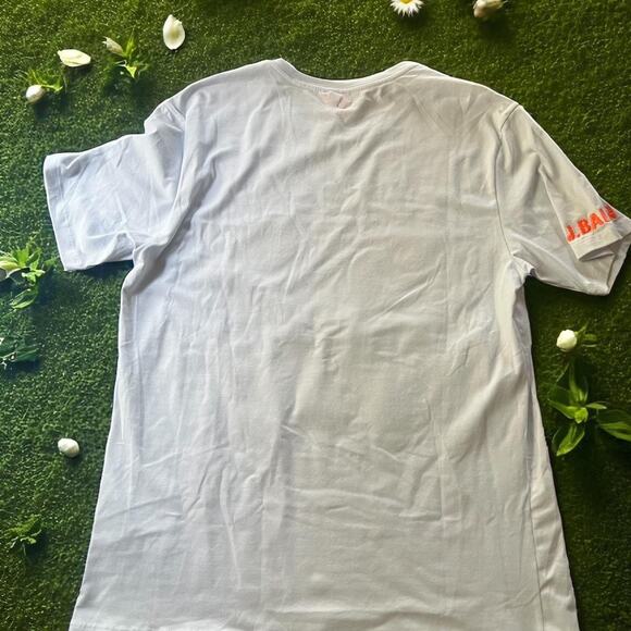 J Balvin Vibras Tour T-Shirt | Limited Edition Graphic Tee | Size Small Unisex - Picture 3 of 6